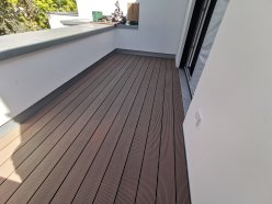 WPC auf dem Balkon